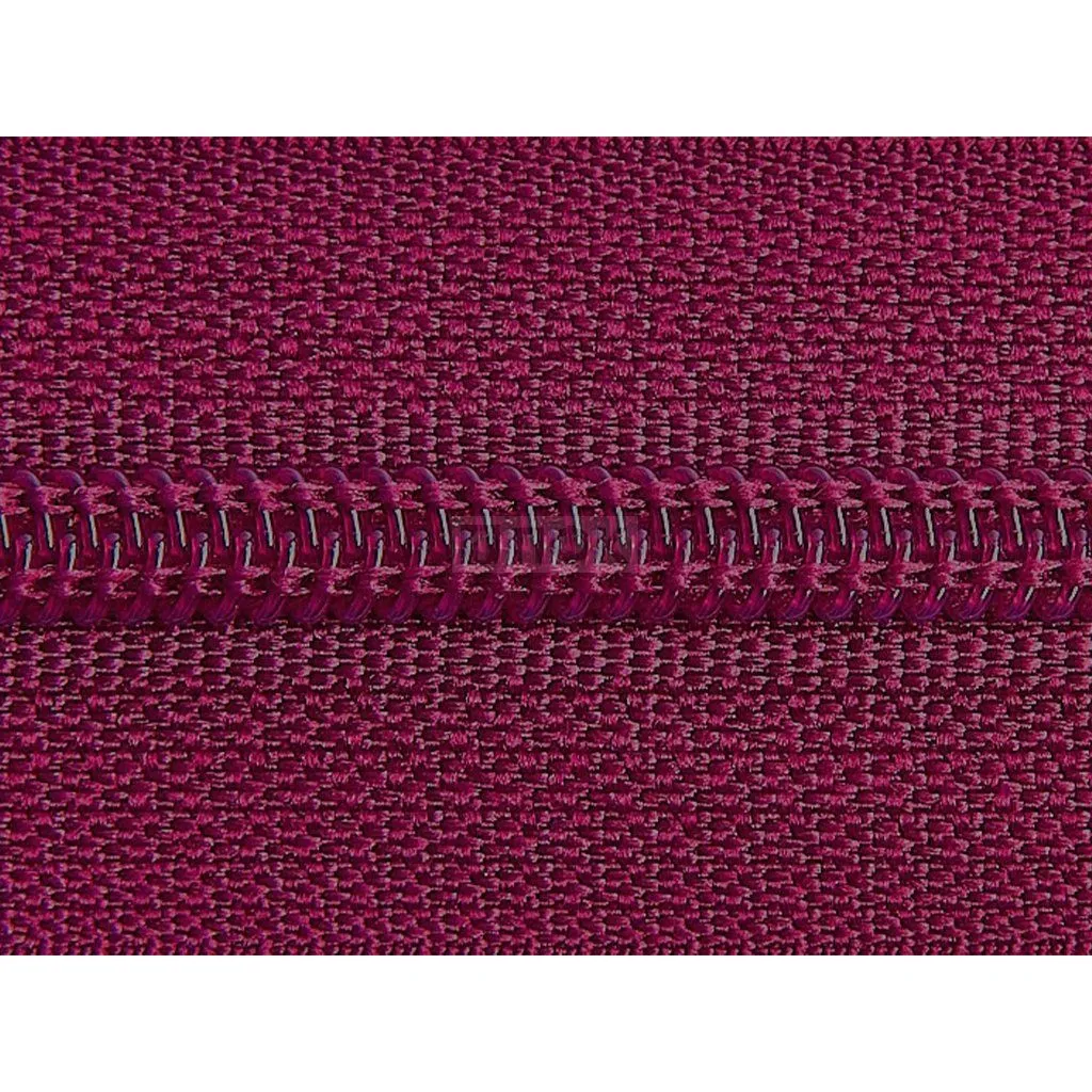 Рулонная молния спиральная (витая) тип 5 цв 177 16гр/м (рул 200м/уп 2000м) — ПФКР Рулонная молния спиральная (витая) тип 5 цв 177 16гр/м (рул 200м/уп 2000м)